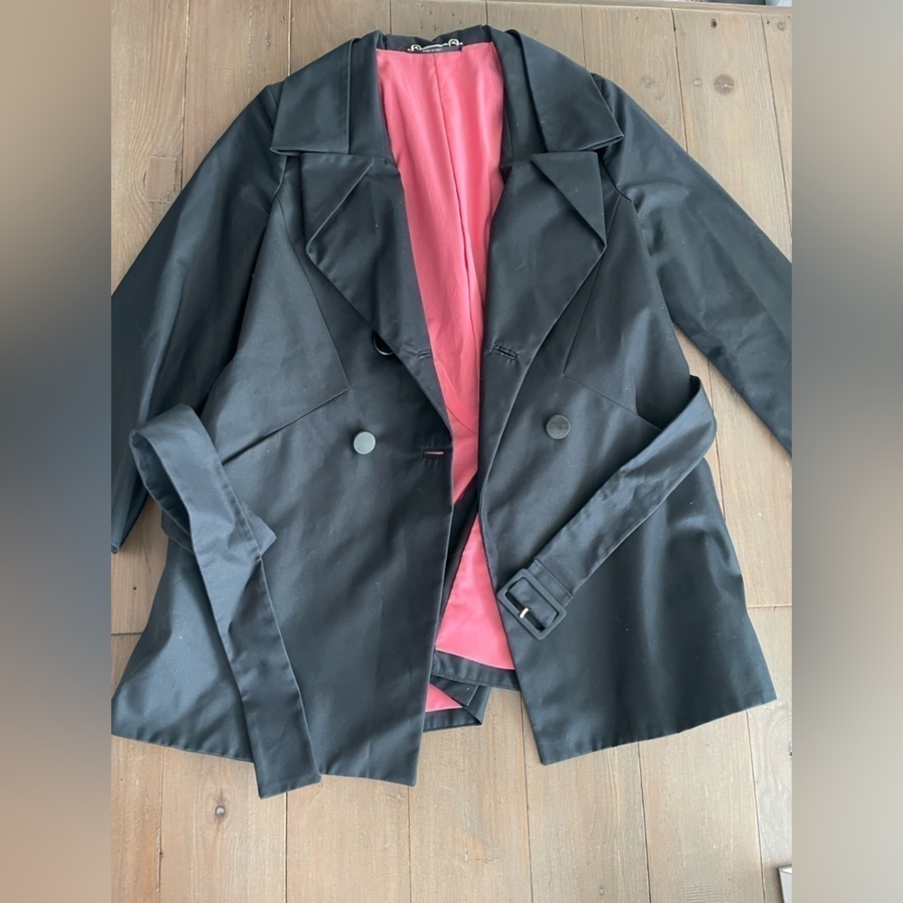 Gucci women short black trench jacket coat